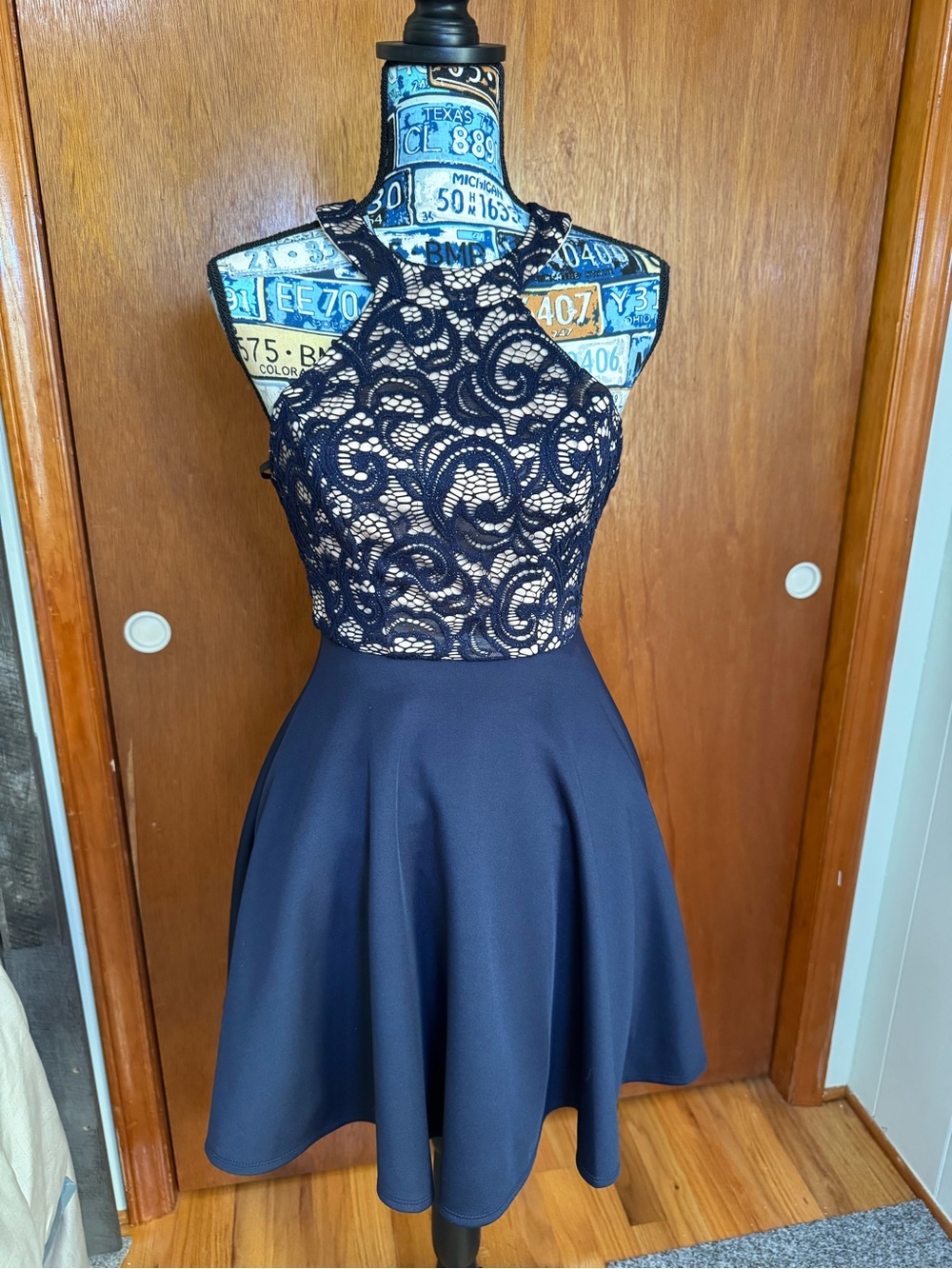 B Darlin Navy Lace Halter Fit-and-Flare Midi Homecoming Party Dress Size 0
